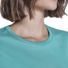 Conjunto de mujer pádel camiseta técnica y falda